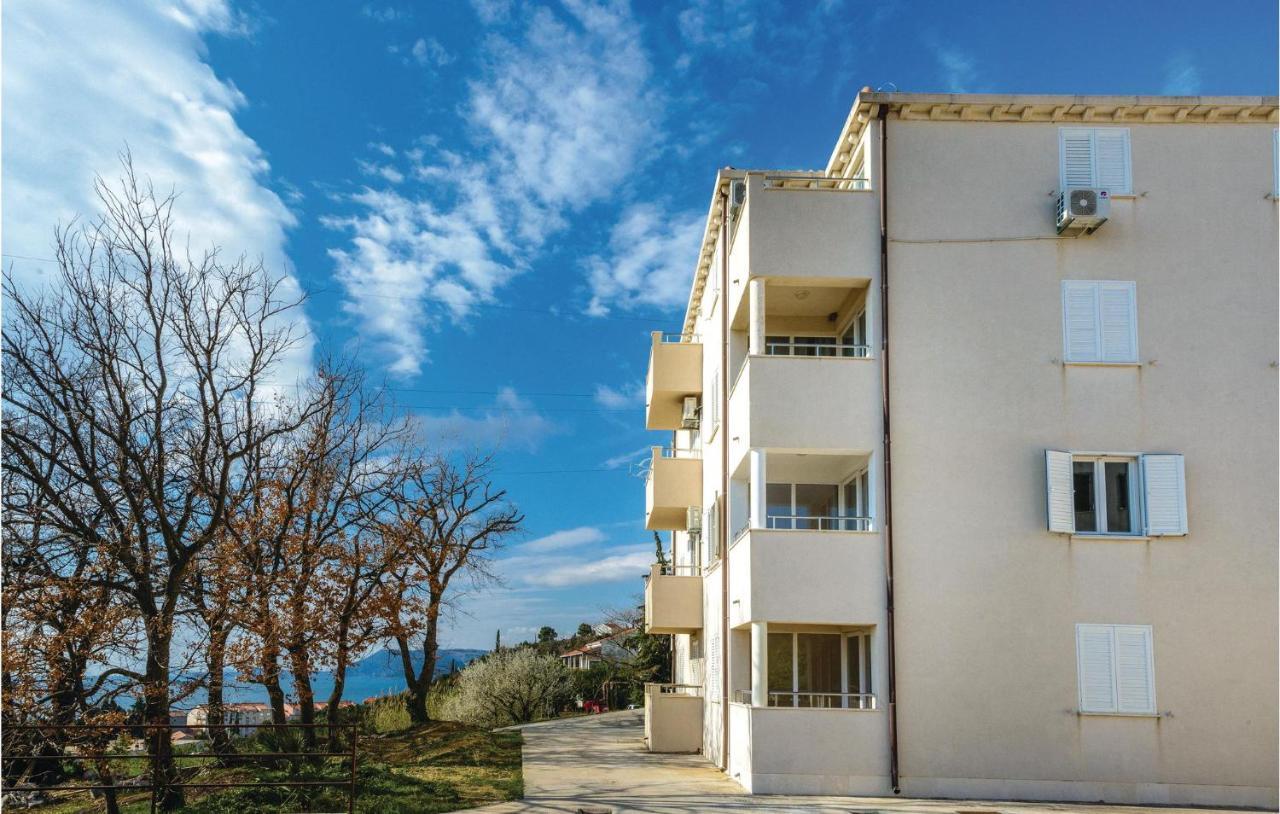 Nice Apartment In Cavtat With Wifi Exteriör bild